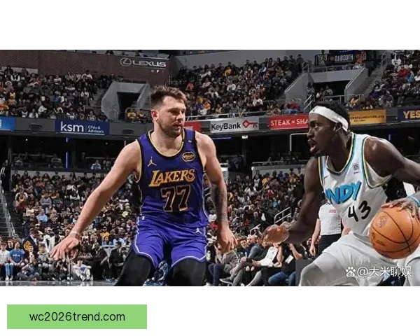 NBA季后赛焦点战役：湖人对阵勇士展开生死对决 詹姆斯与库里的巅峰对决引爆全场